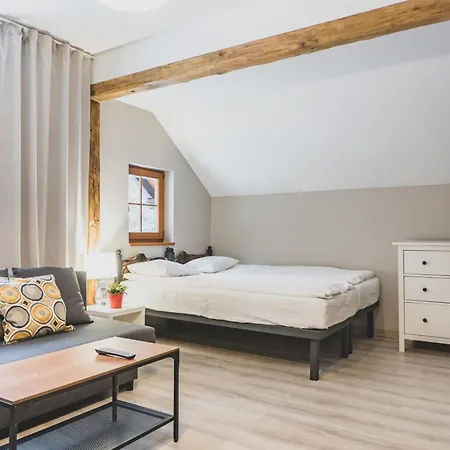 Cross 게스트하우스